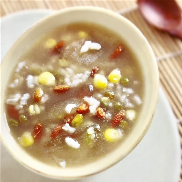 Delicious Chinese Aloe Congee