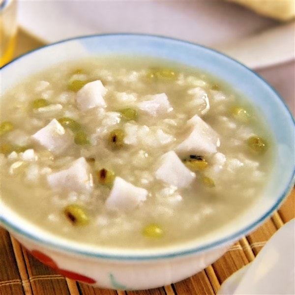 Delicious Chinese Yam Congee With Mung Beans