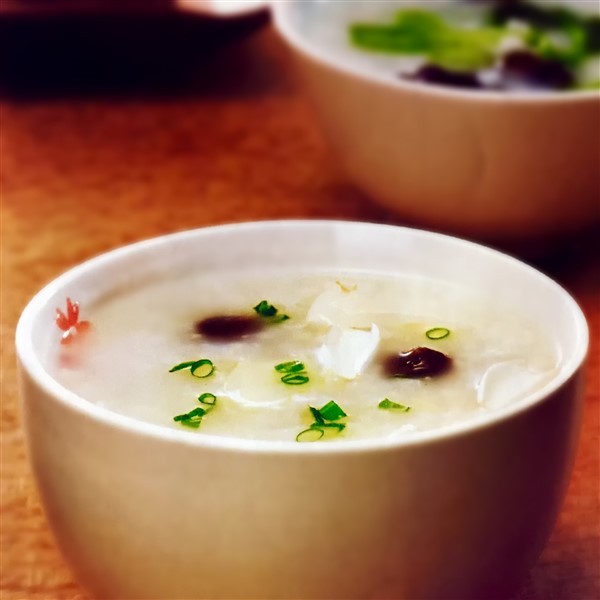 Wonderful Chinese Lotus Seed Congee With Lily Bulbs