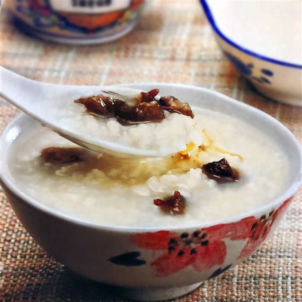 Delicious Chinese Sea Cucumber Chicken And Shrimp Congee