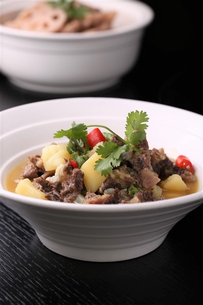 Cantonese Braised Beef Brisket Served In Bowl