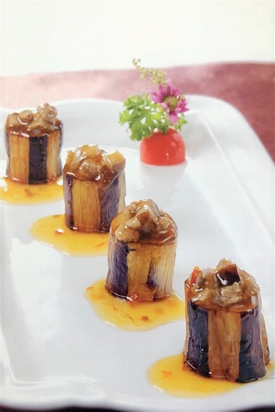 Delicious Chinese Dim Sum Stuffed Eggplants