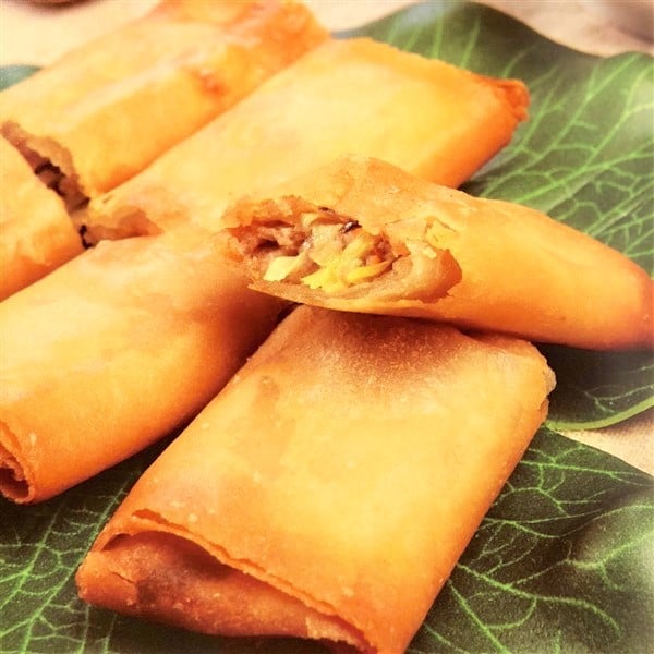 Cantonese Spring Rolls Served In Traditional Chinese Resturant Style