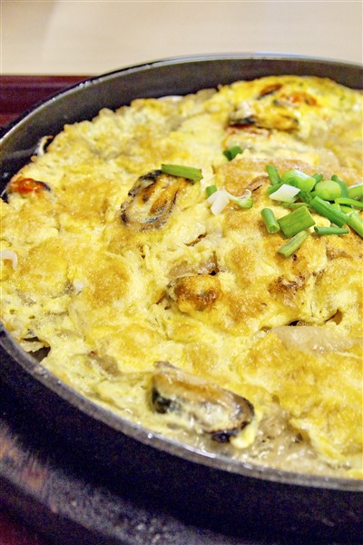 Chinese Oyster Omelette Served In Morning Dim Sum