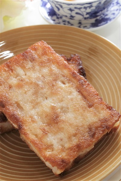 Crispy Fresh Chinese Dim Sum Turnip Cake